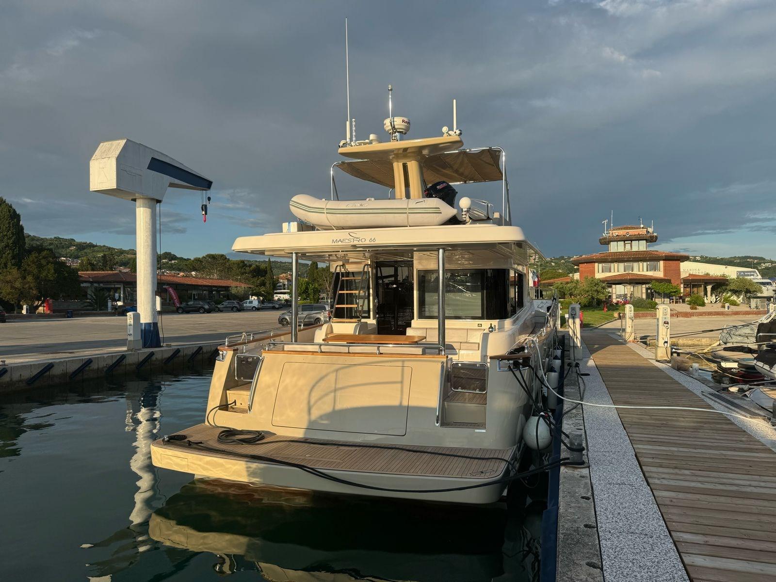 apreamare Maestro 66