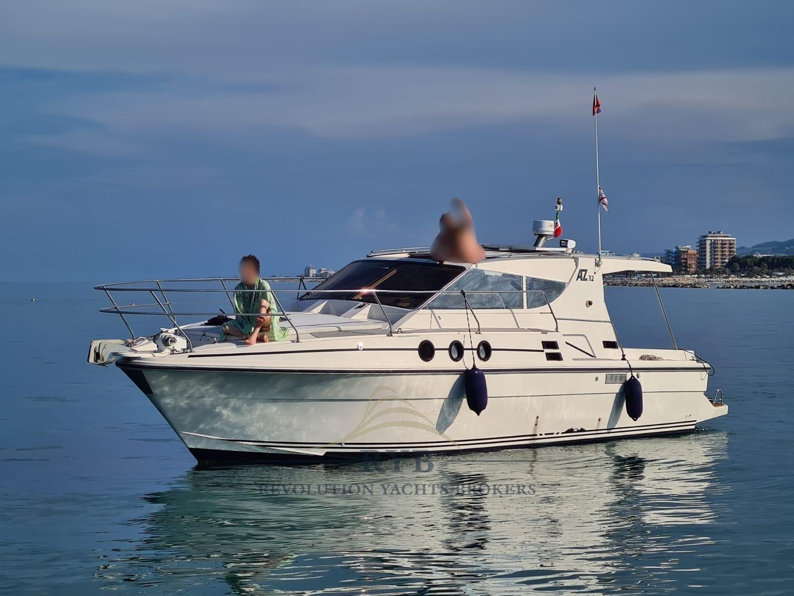 azimut Az 32 targa