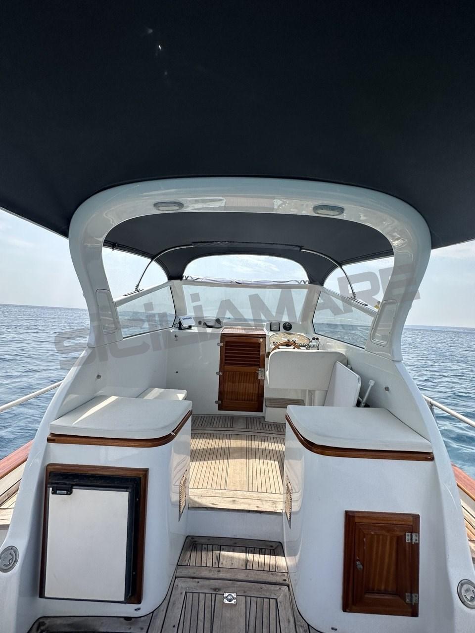 aprea milano 8.07 semicabinato