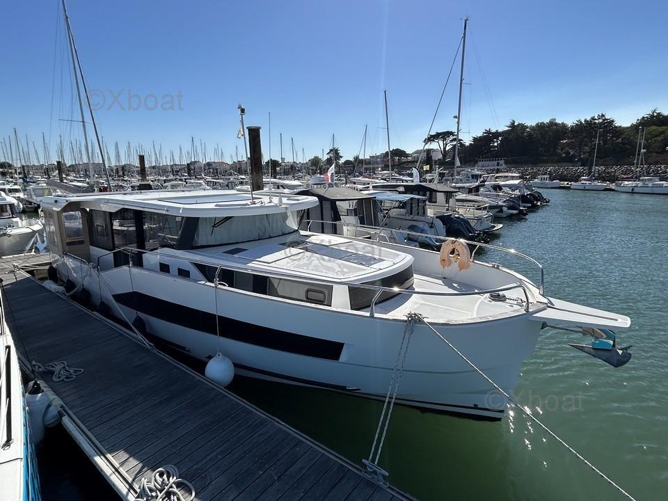 delphia yachts Delphia 12 sedan