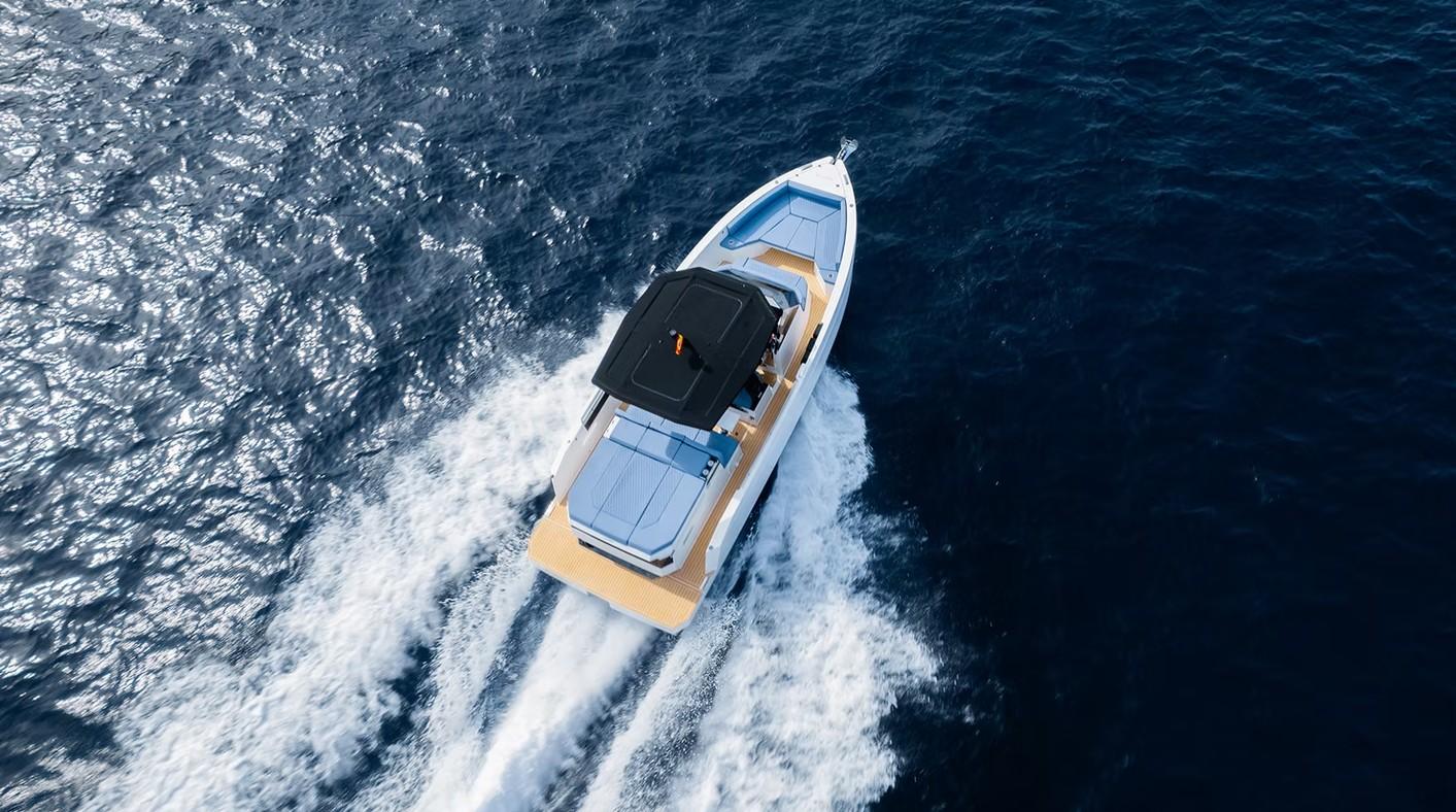 de antonio yachts D29