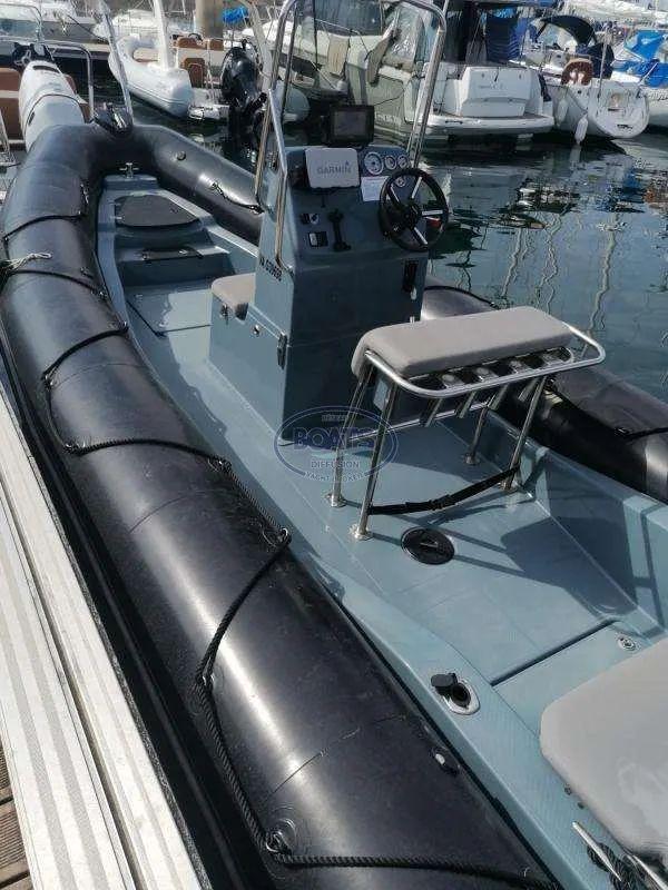 bombard Explorer 700 neo