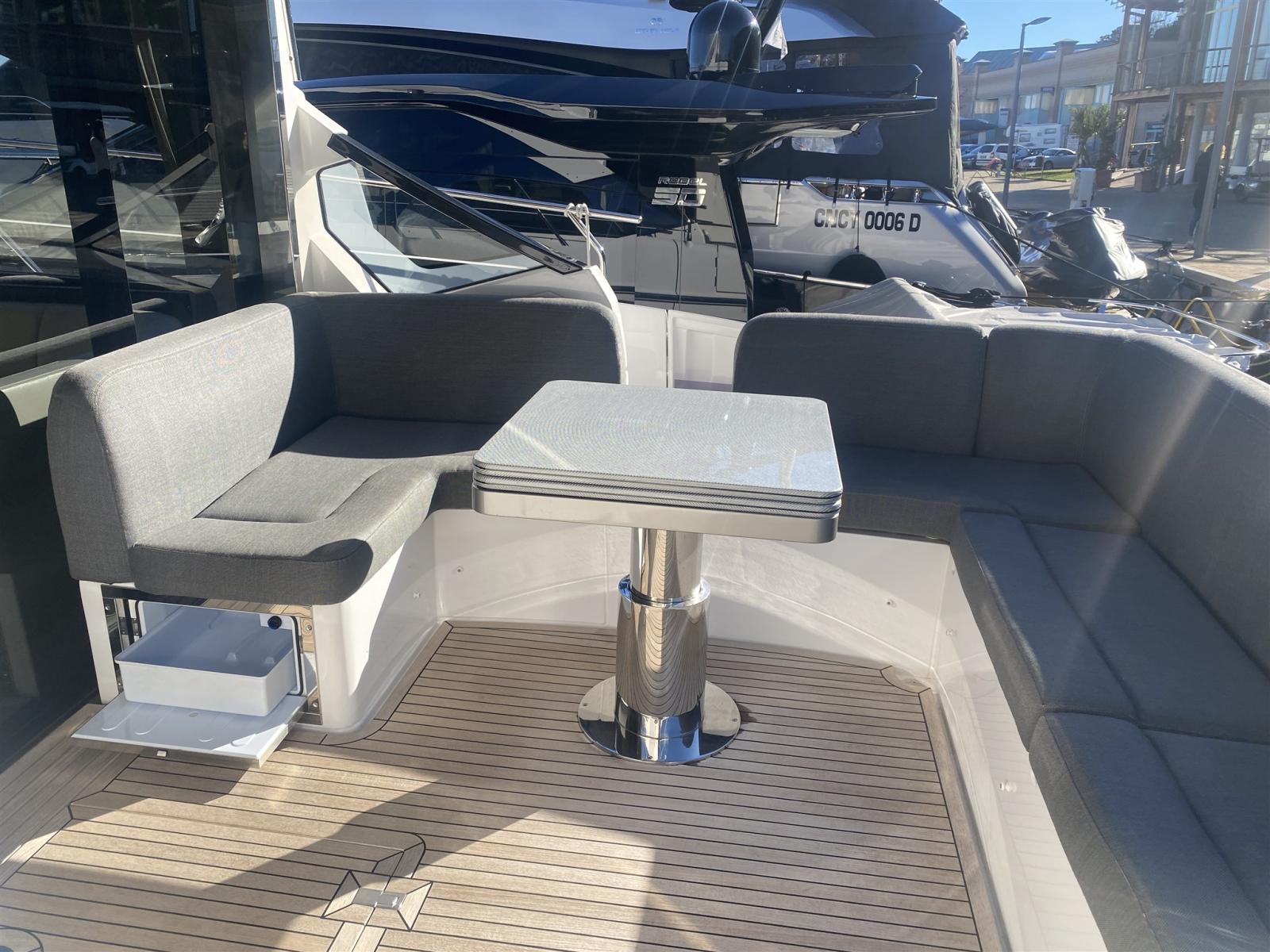 azimut S6