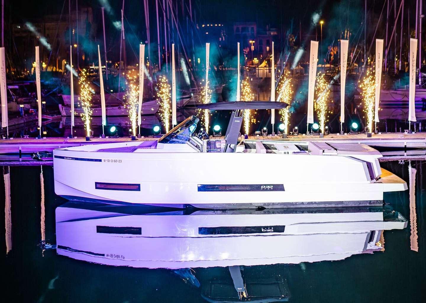 de antonio yachts D32 open