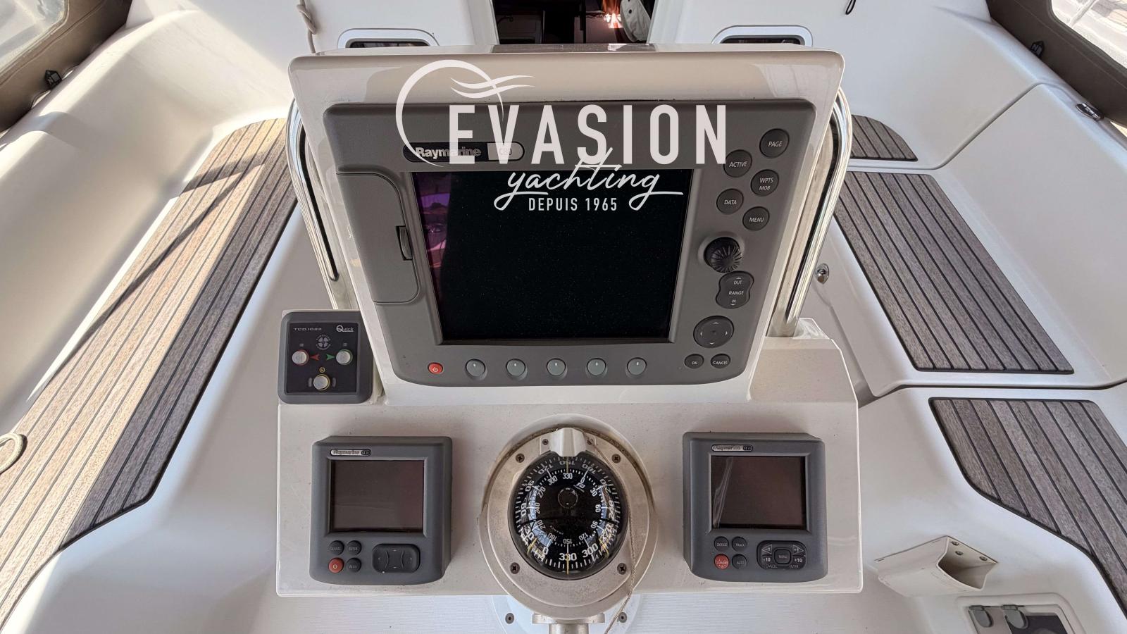 beneteau Oceanis 37