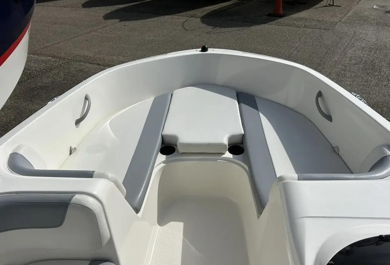 bayliner 160 element