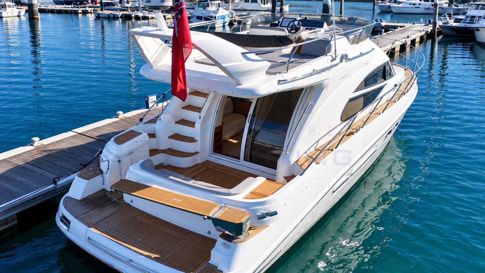 sealine F42/5