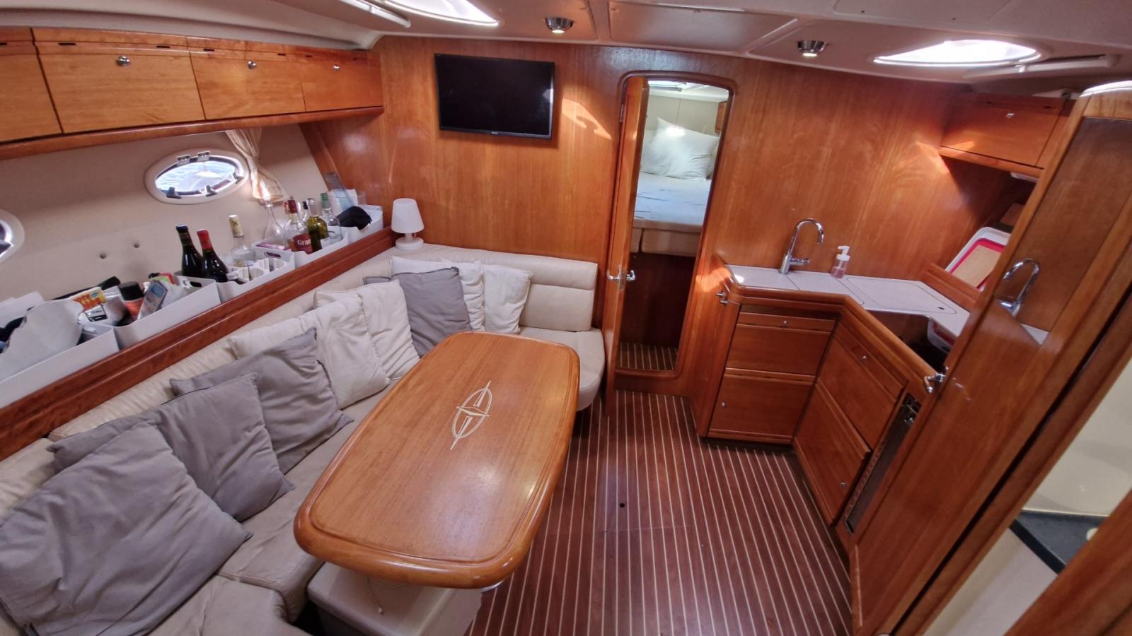 bavaria yachts 37 sport