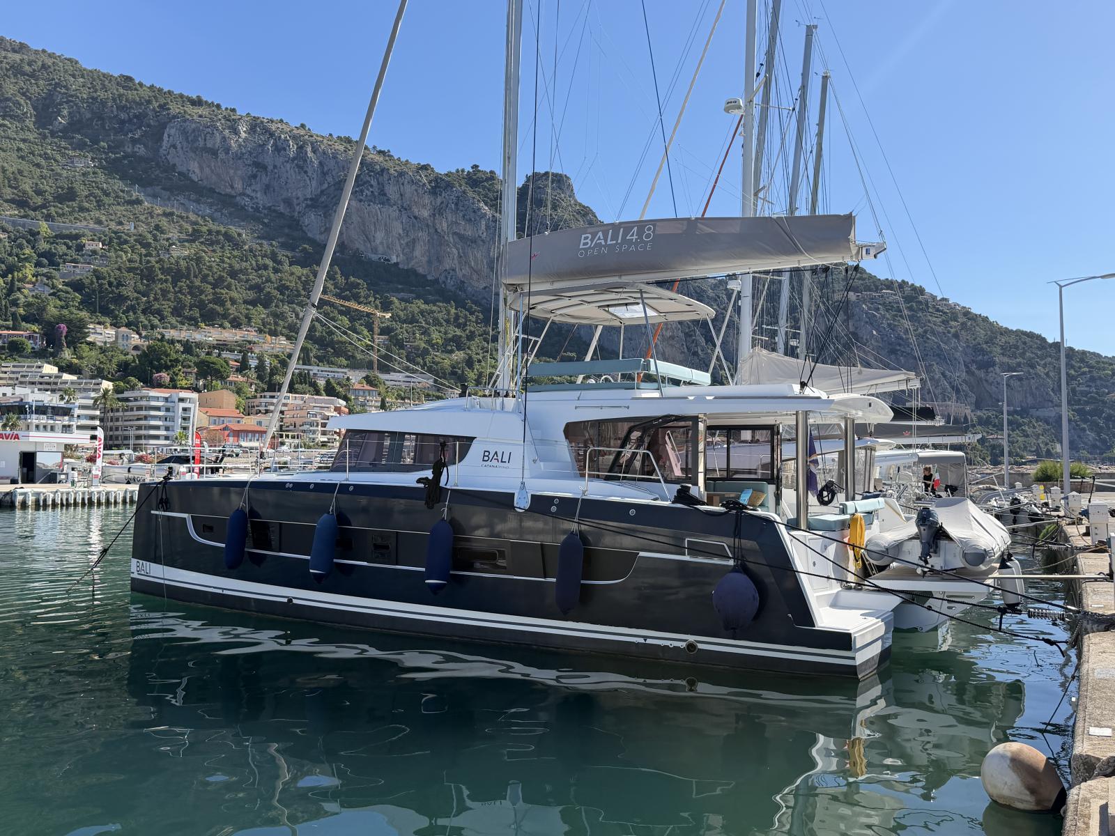 catana sas Bali 4.8