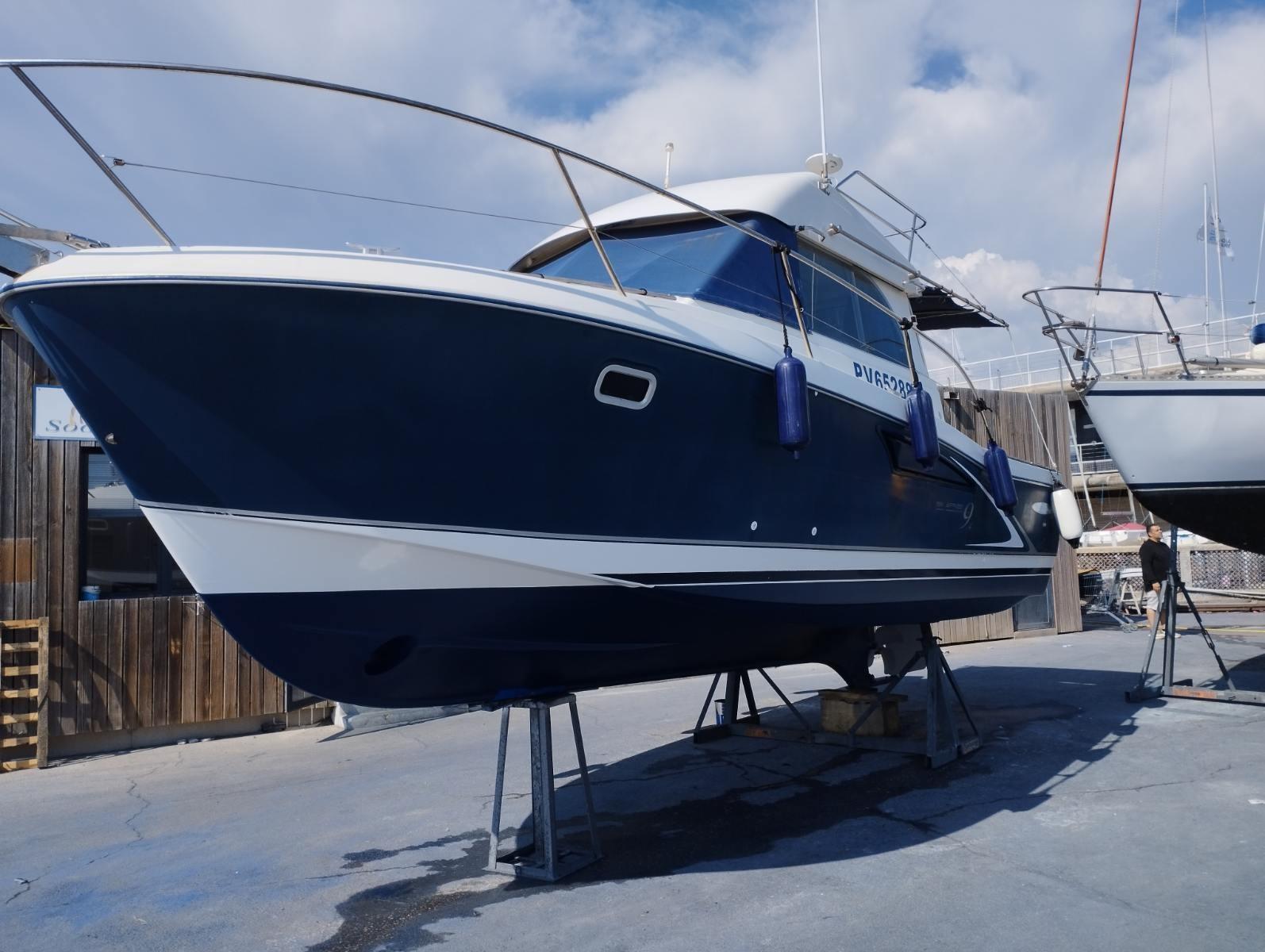 beneteau Antares serie 9