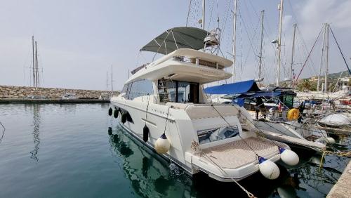 Jeanneau prestige 520 fly