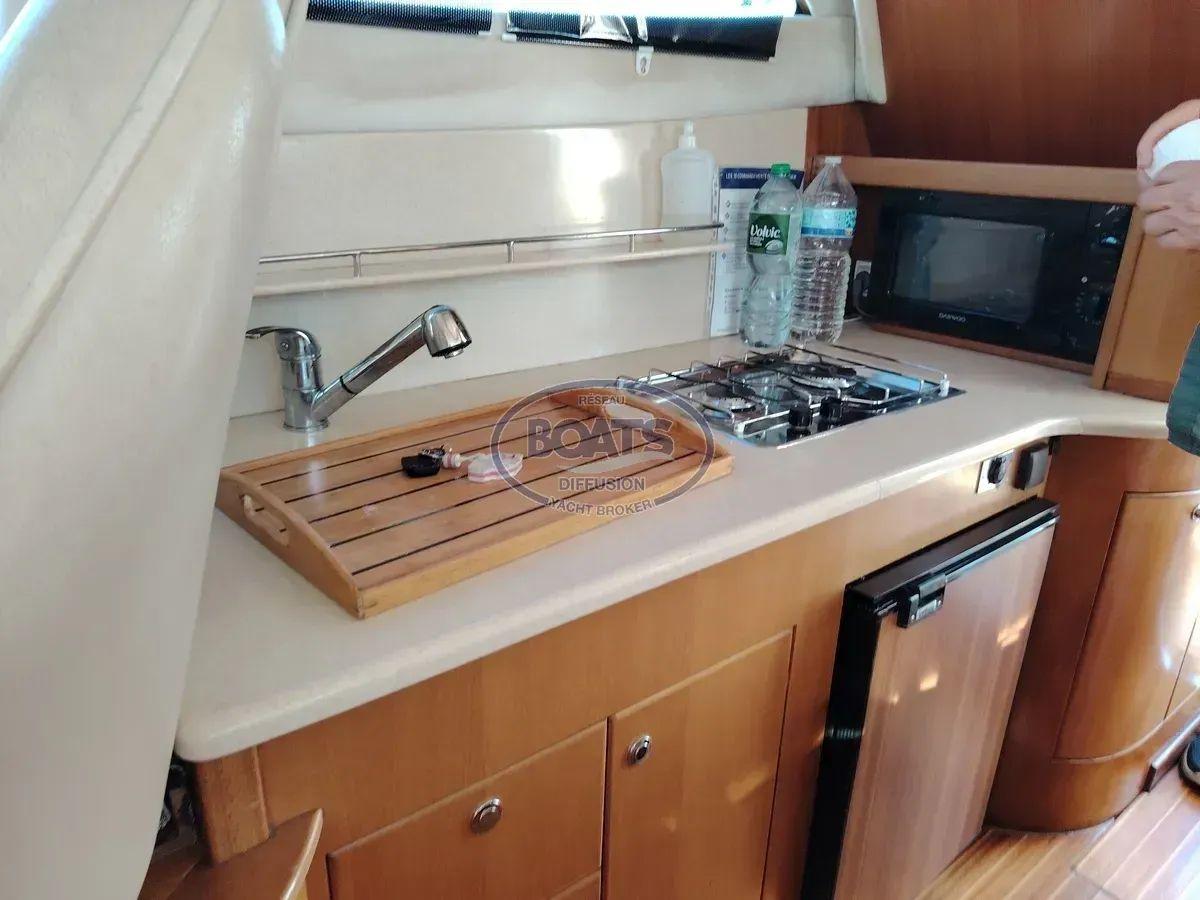 galeon 330