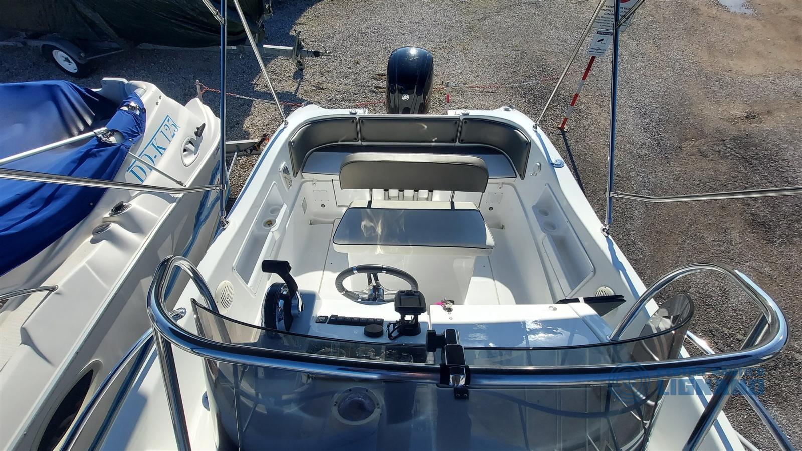 saver 560 walk around