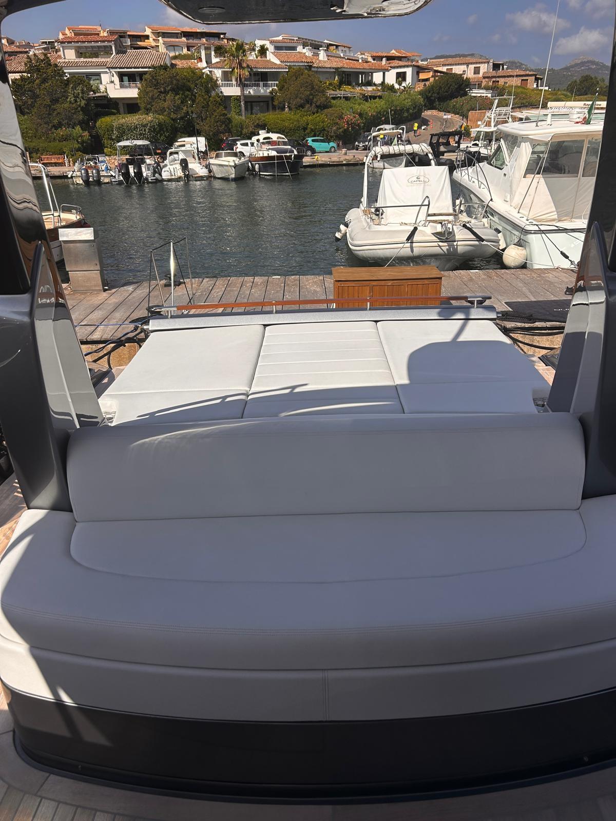 riva 56 rivale