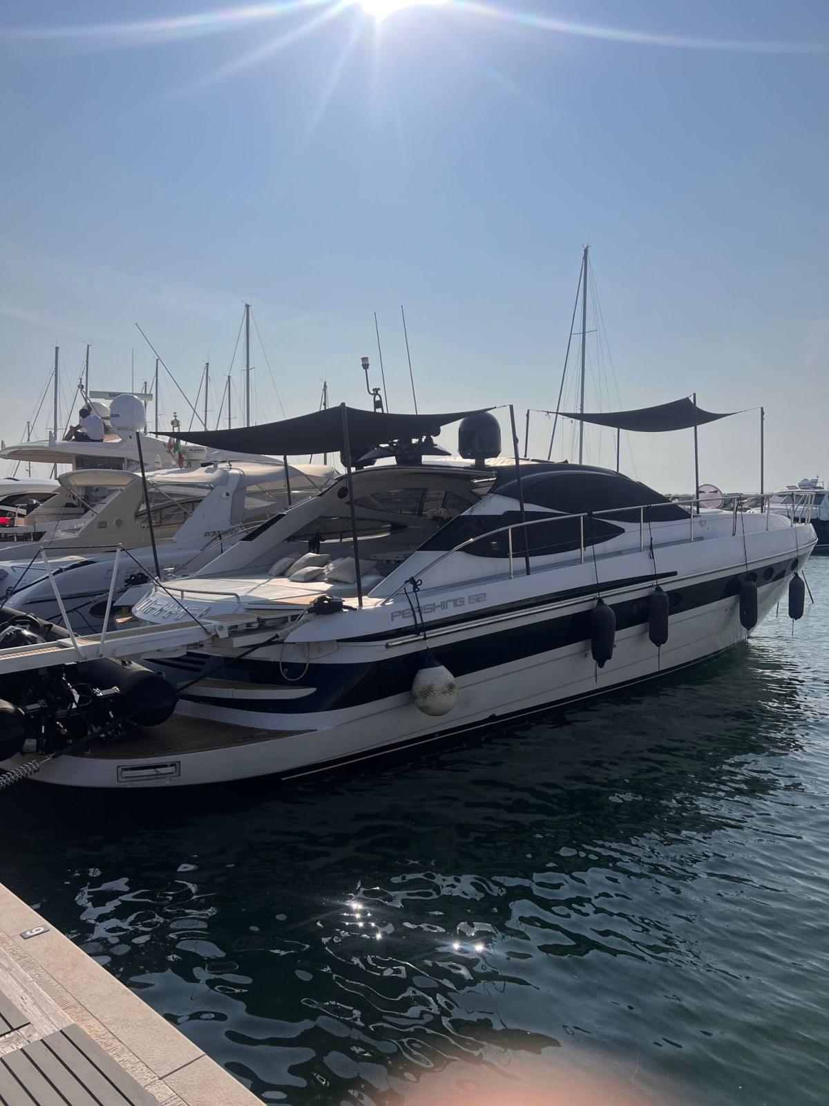 pershing Pershing 52'