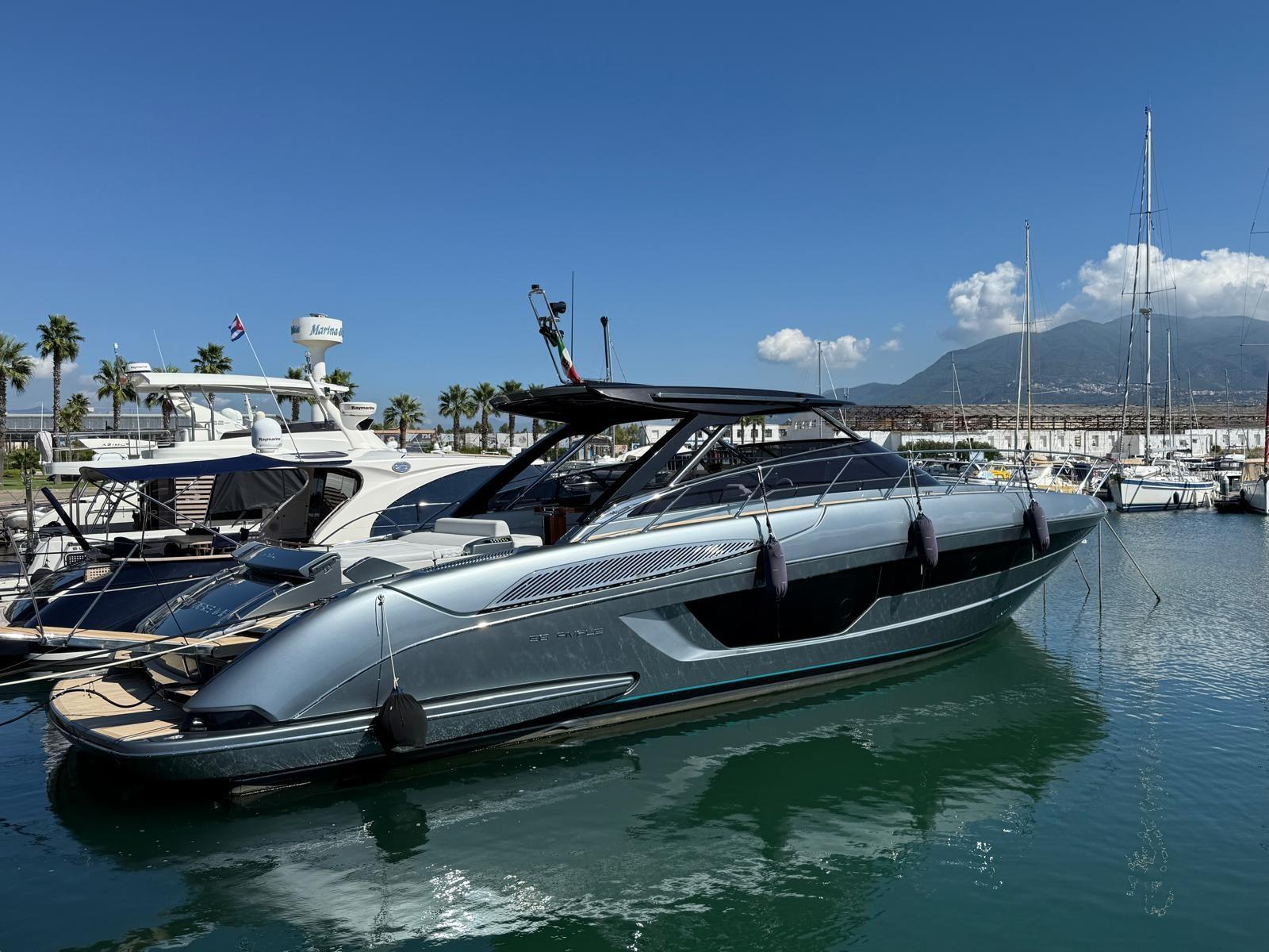 riva 56 rivale