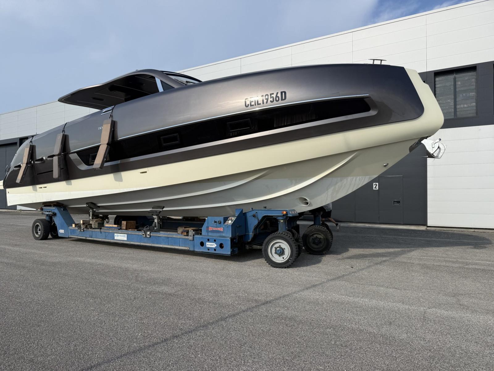 invictus Tt460