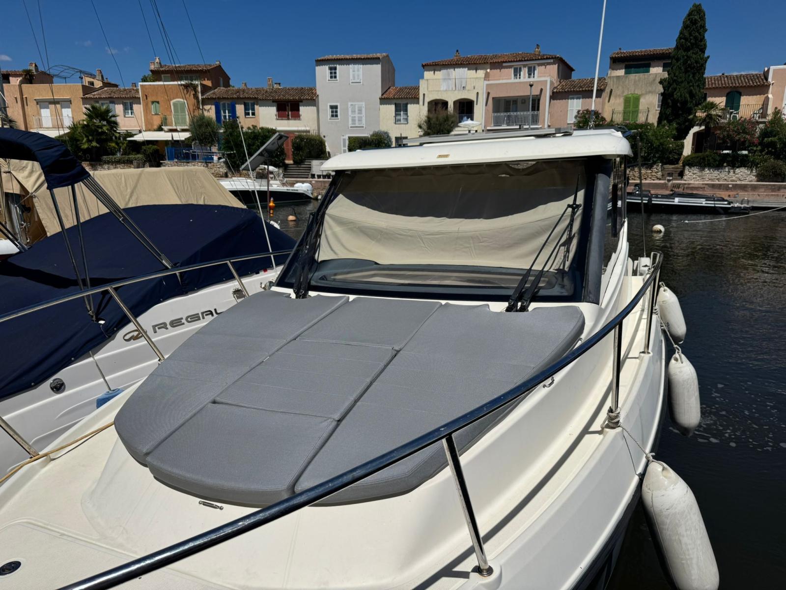 quicksilver Activ 855 weekend