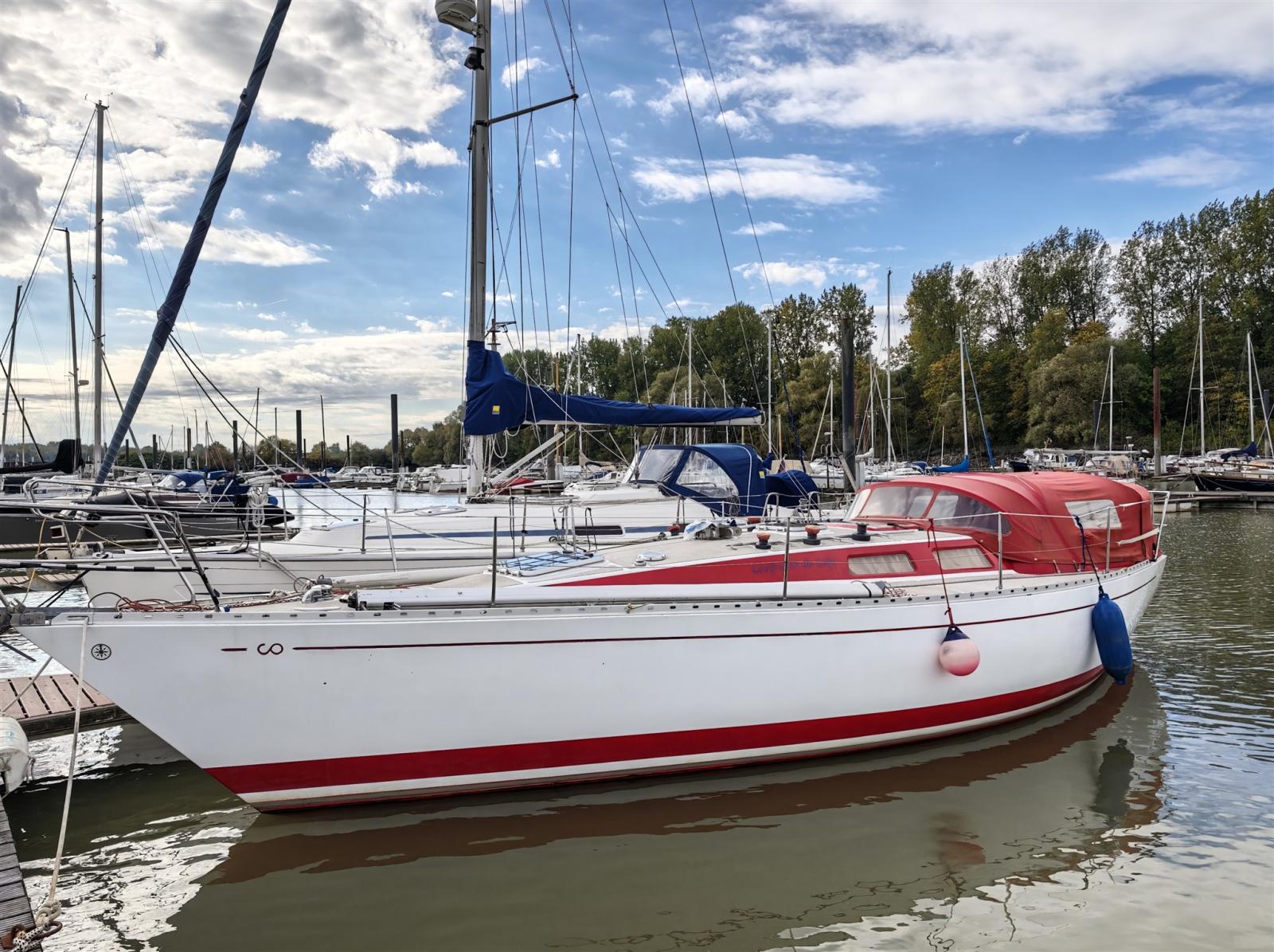 Contessa 35