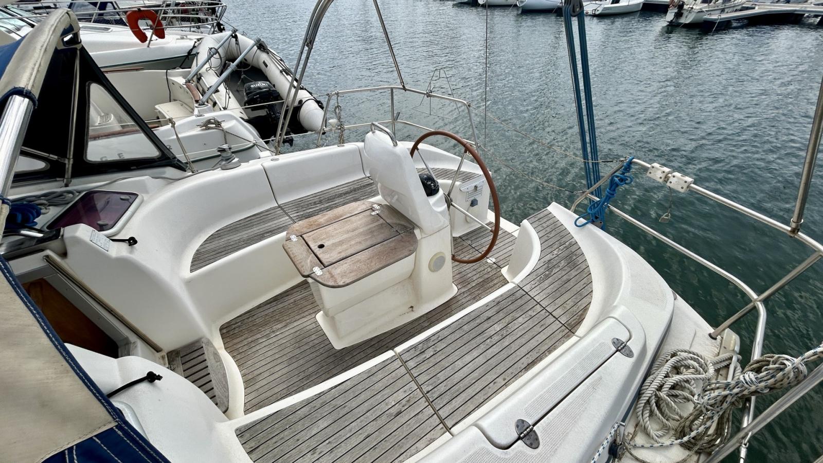 bavaria yachts 37 cruiser
