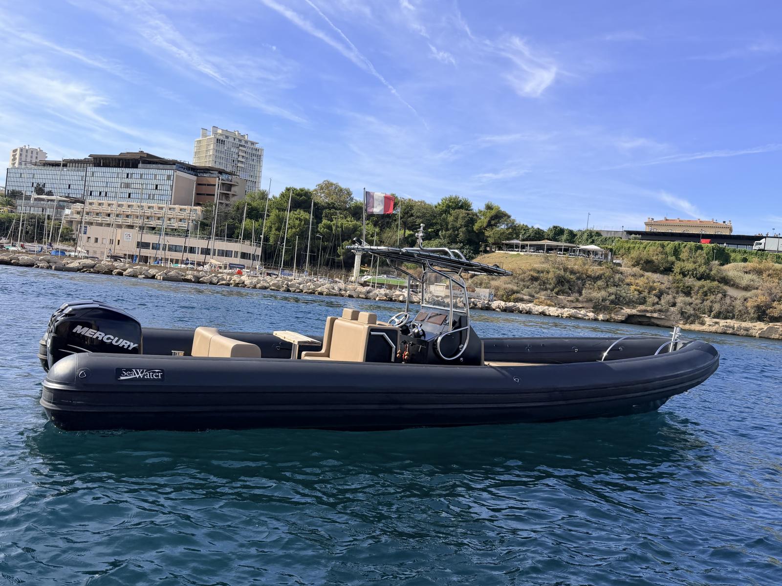seawater Phantom 300