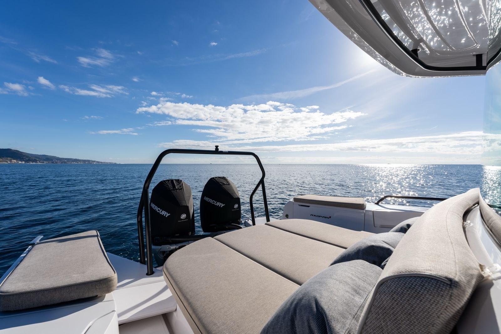 axopar 37 xc cross cabin