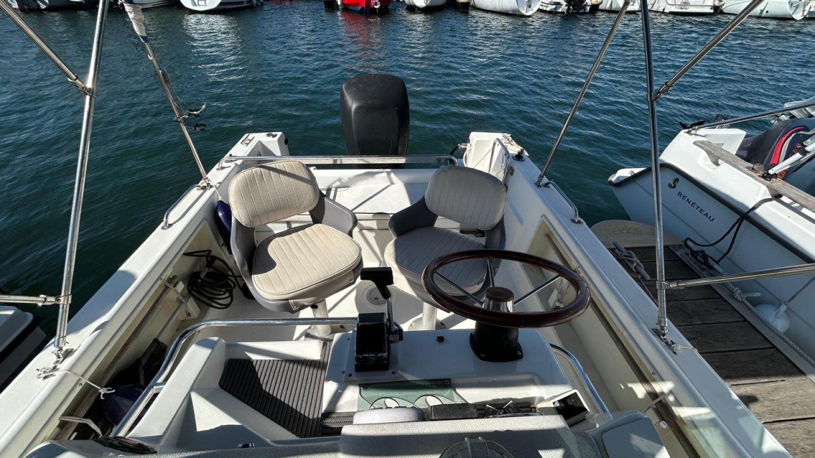 kelt white shark 225