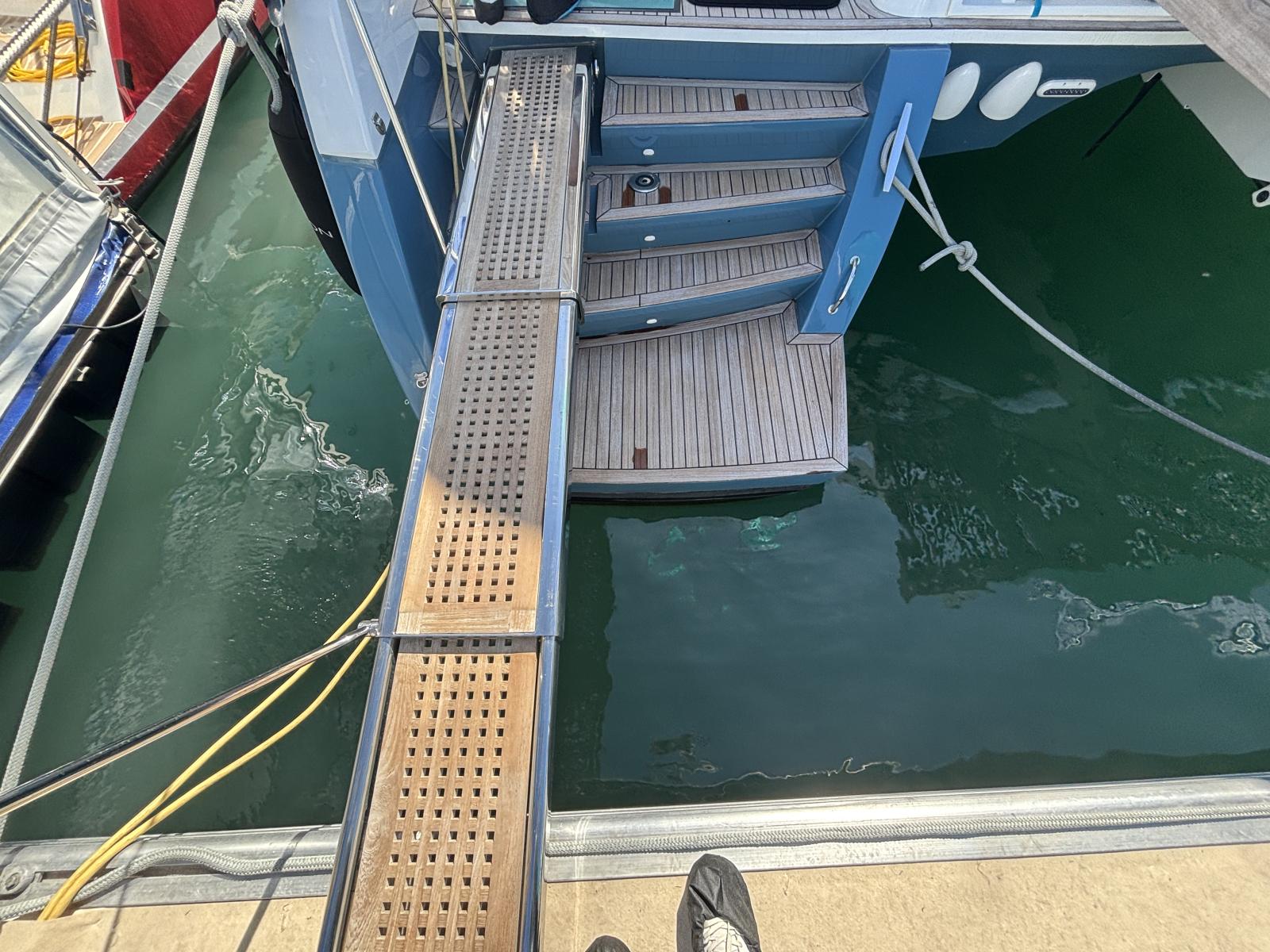 lagoon 620