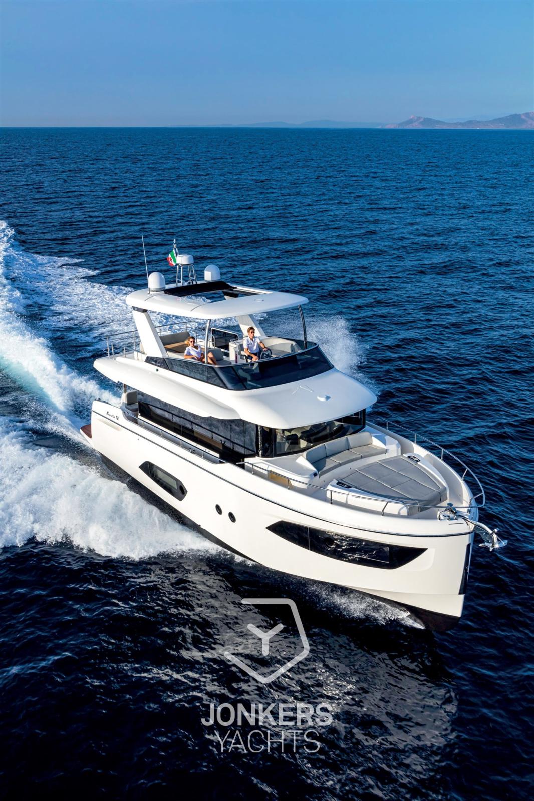 absolute Navetta 52