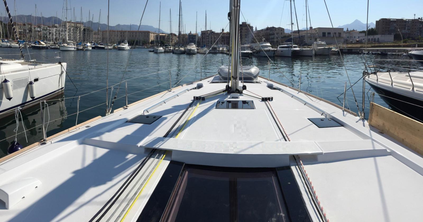 beneteau Oceanis 48