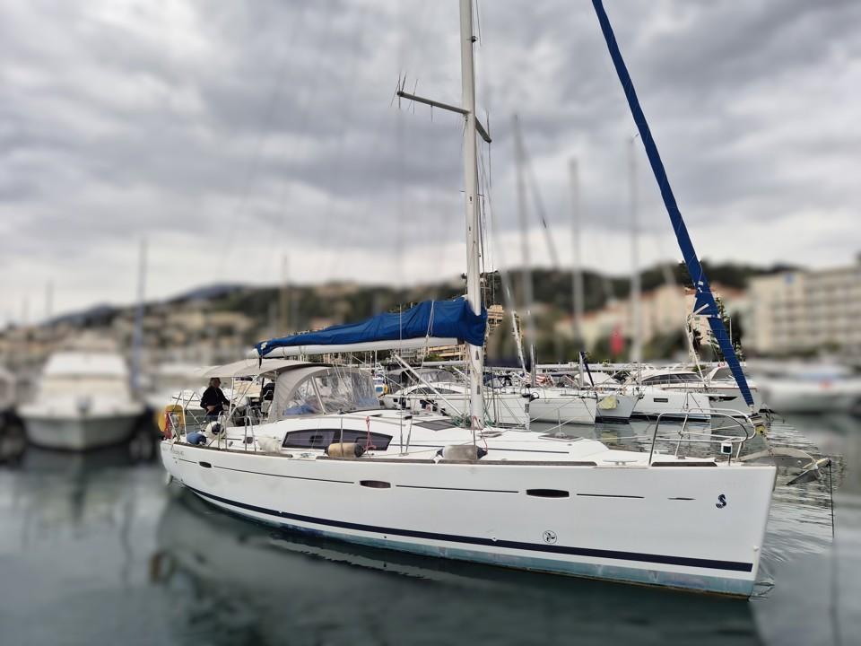 beneteau Oceanis 40