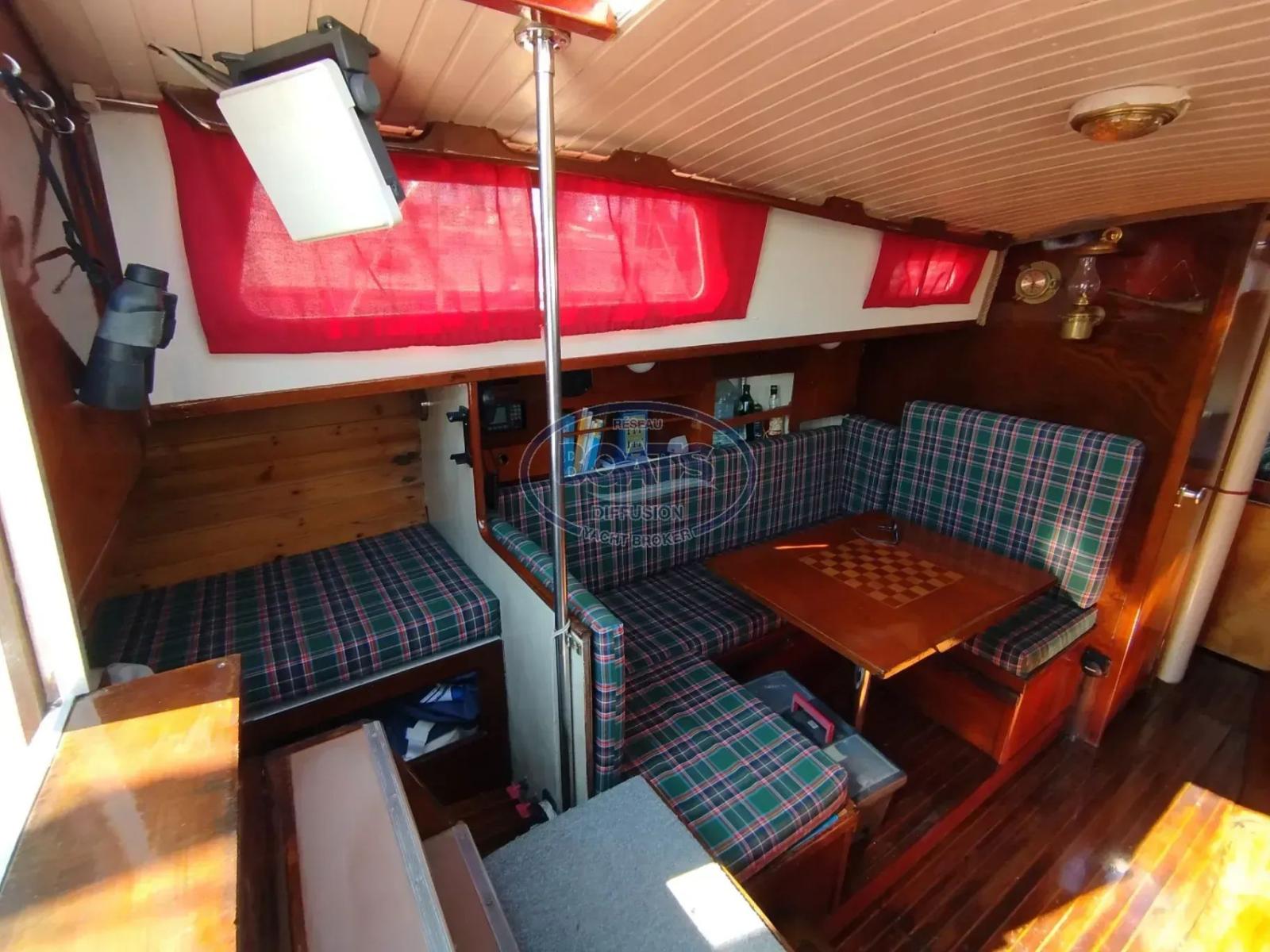 lecomte yachts Medalist 33 mk2