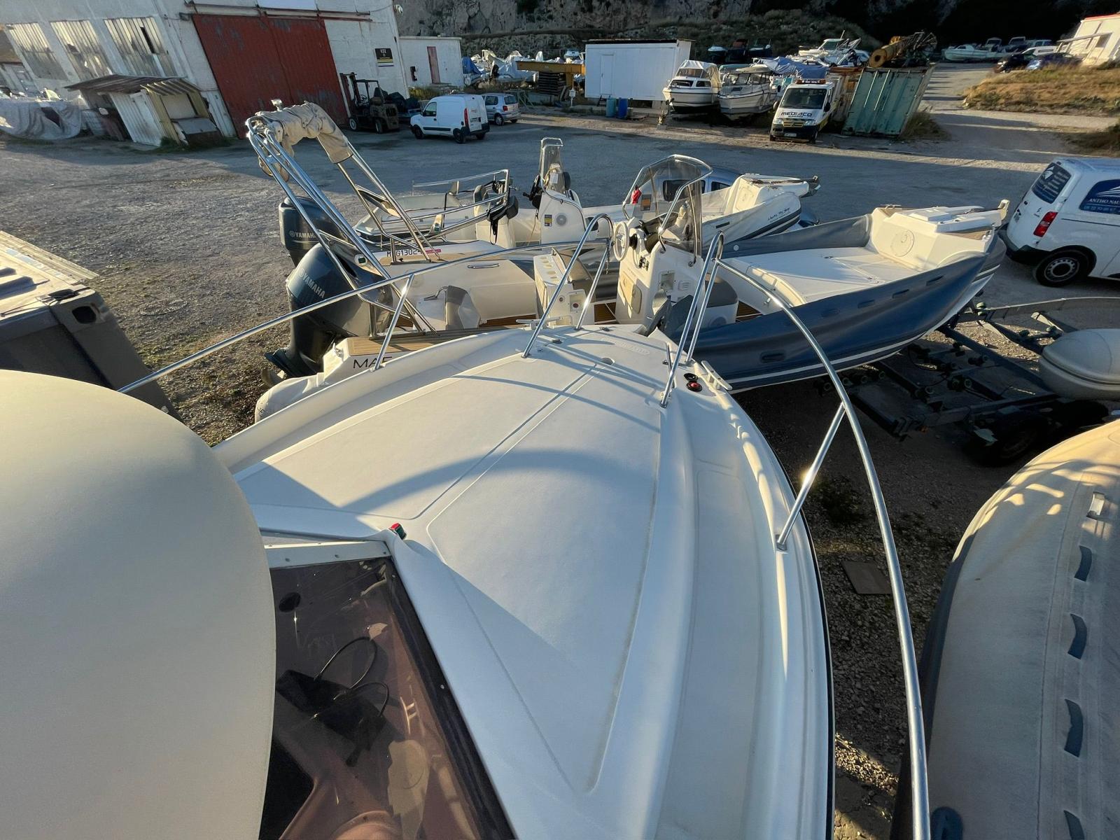 guy marine Evada 740