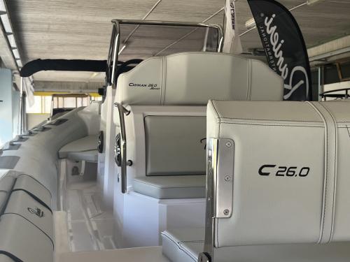 Ranieri international cayman 26 sport touring