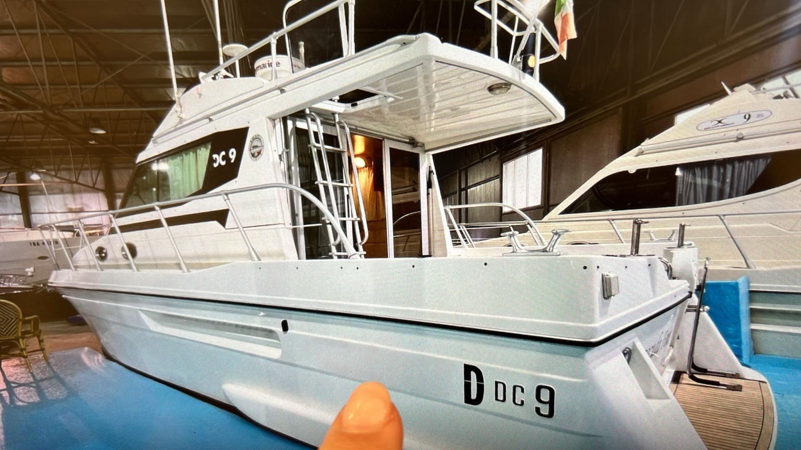 dellapasqua Dc 9 cabin