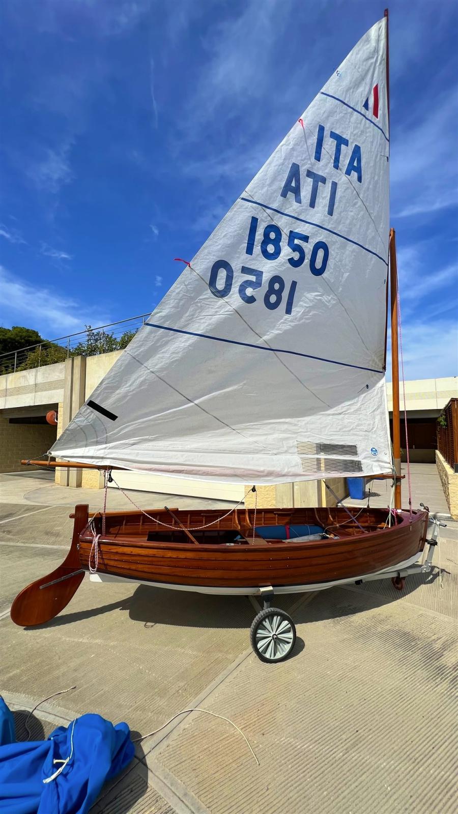 montisola Dinghy