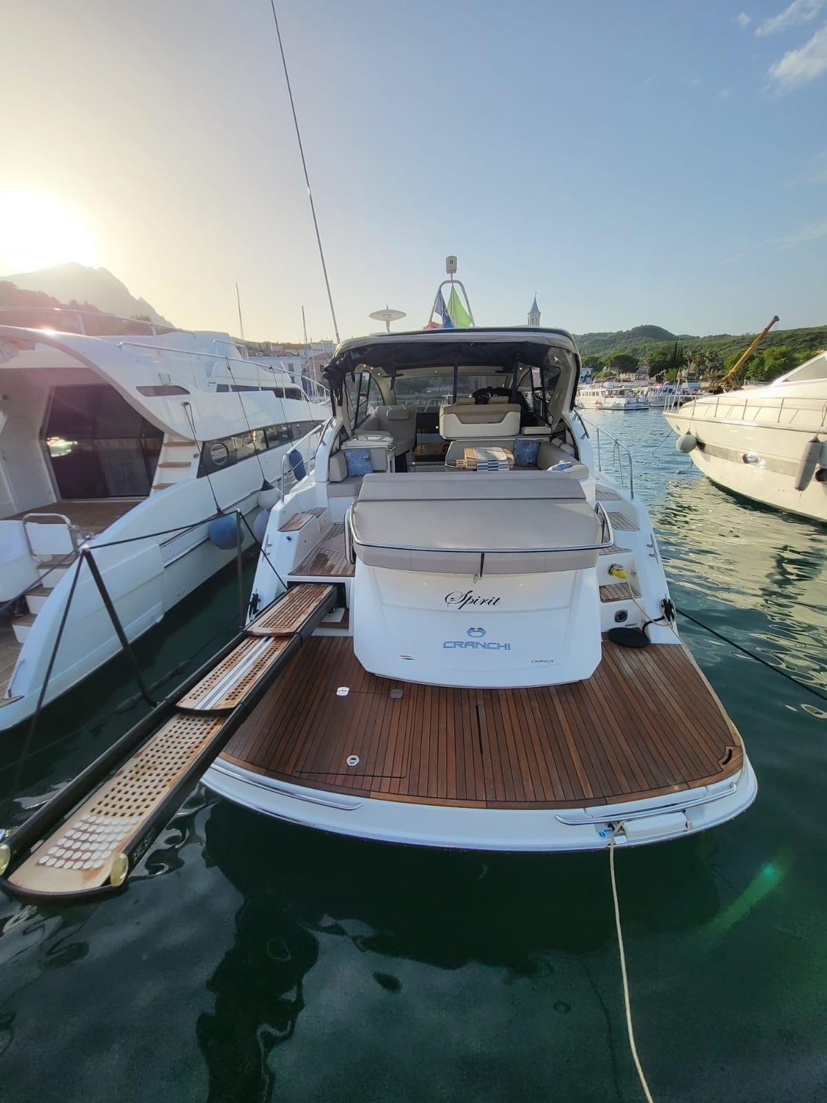 cranchi M44 ht