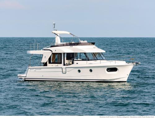 beneteau Swift trawler 41 fly