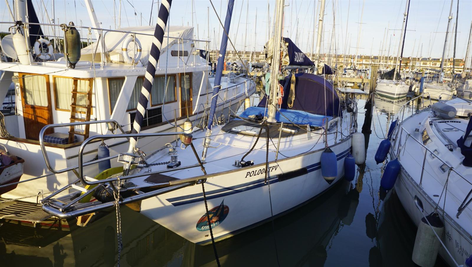 fibago italia Fibago camper & nicholson