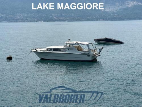 Fjord 32 cabin