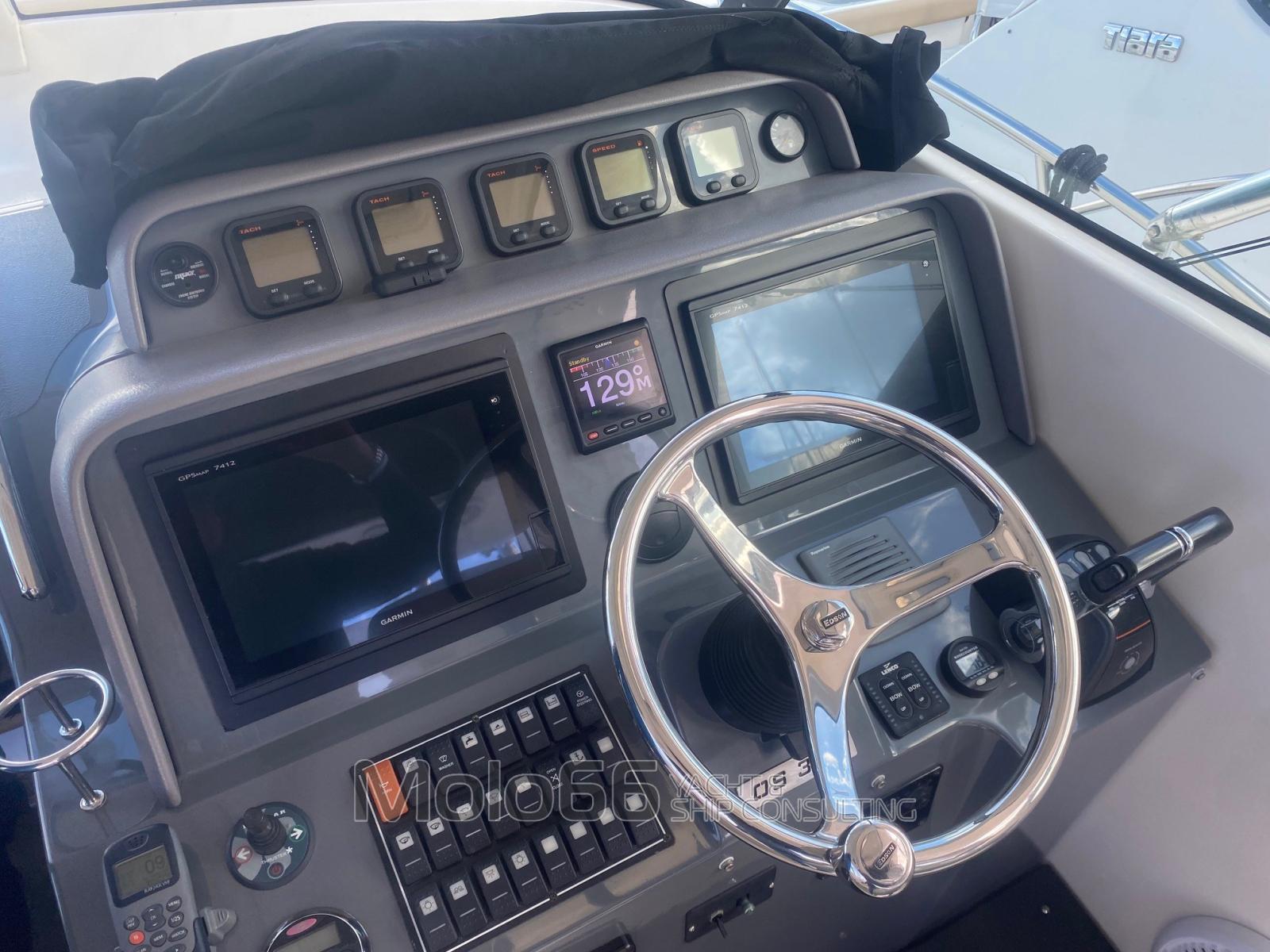 pursuit Os 375 offshore