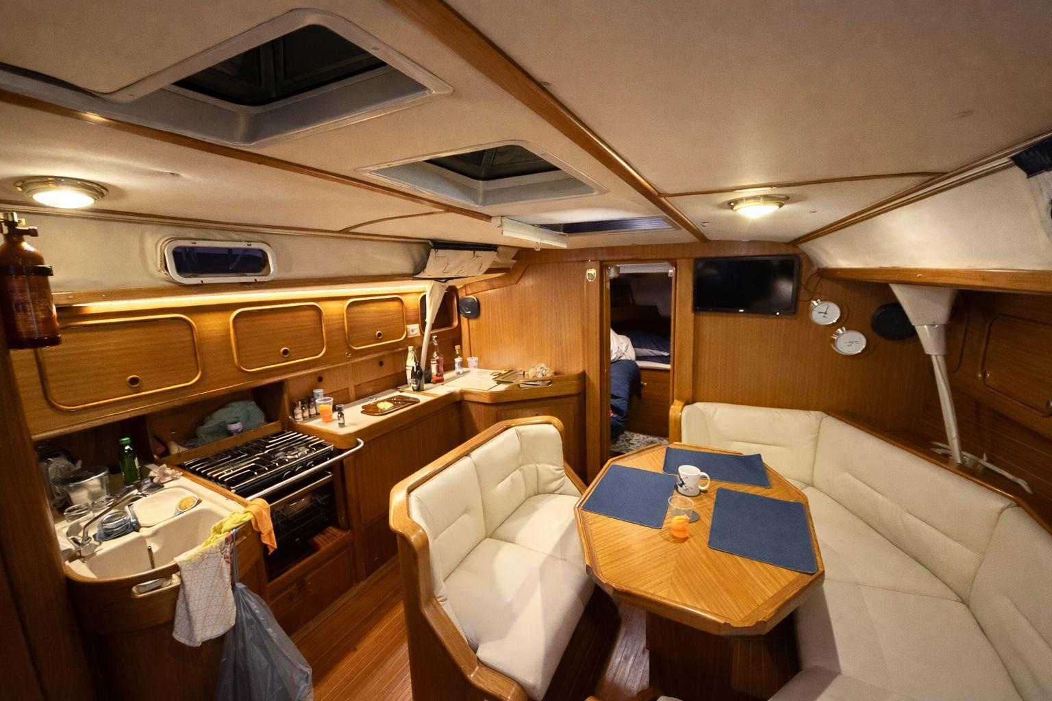 bavaria yachts 390 caribic