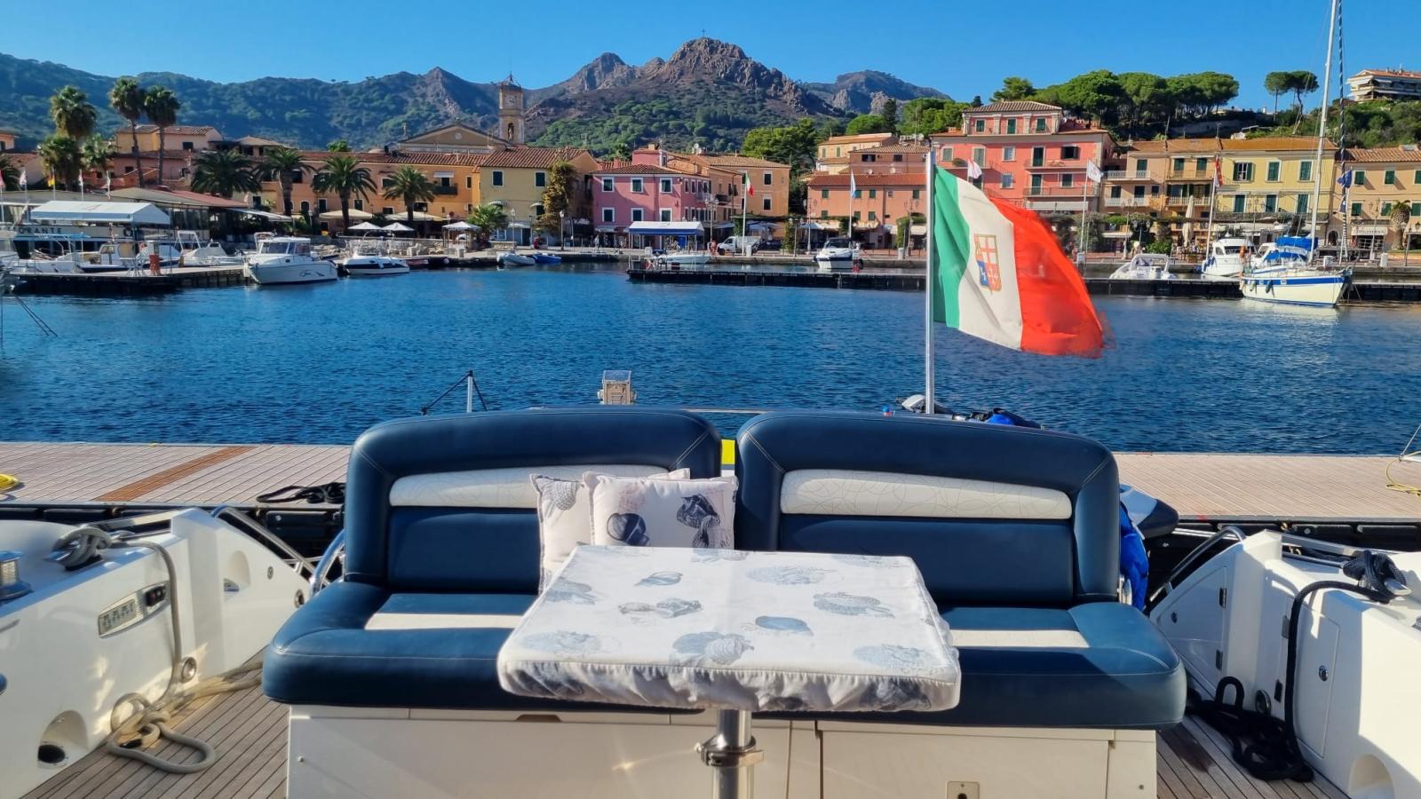 sunseeker Predator 52