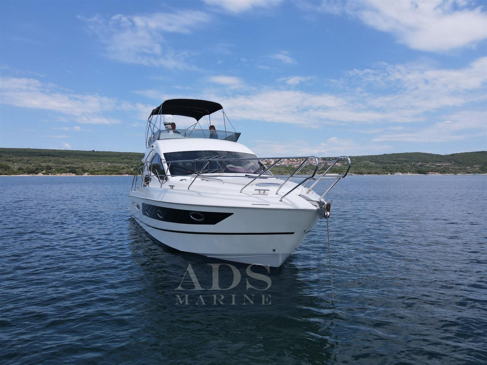 galeon 440 fly