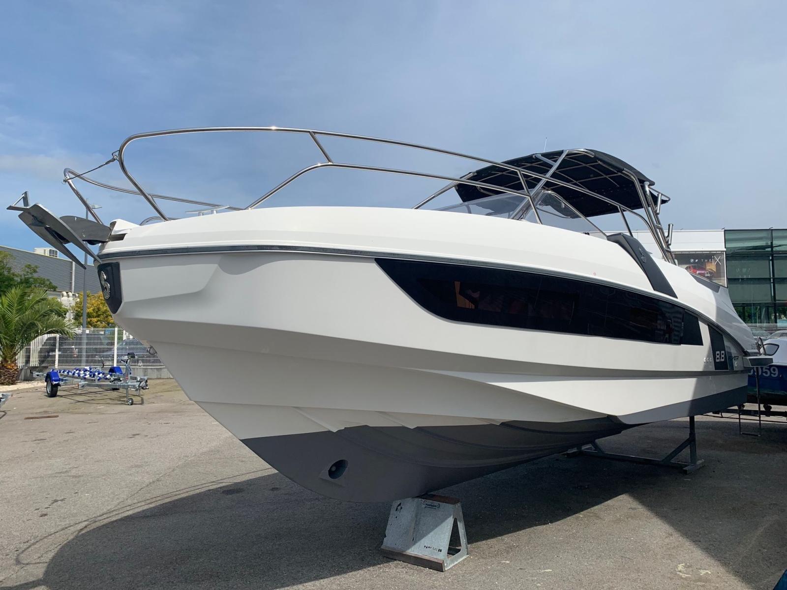 beneteau Flyer 8.8 sundeck