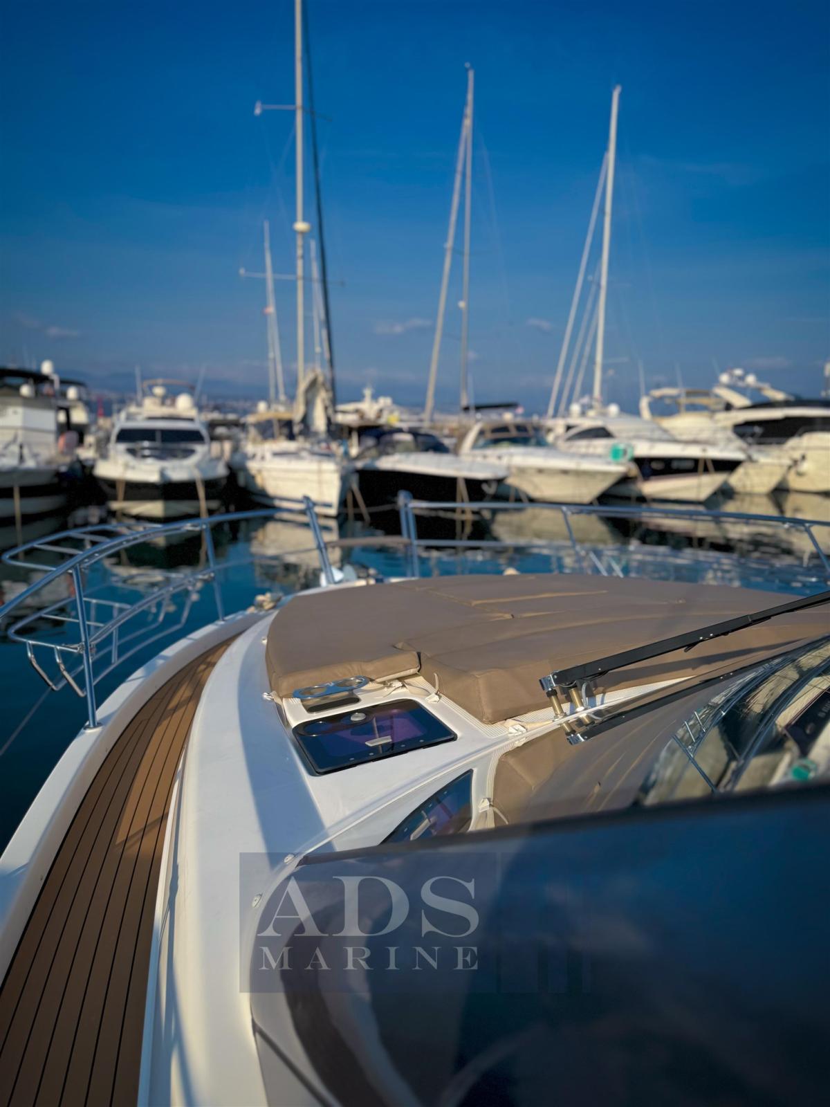 bavaria yachts Virtess 420 fly