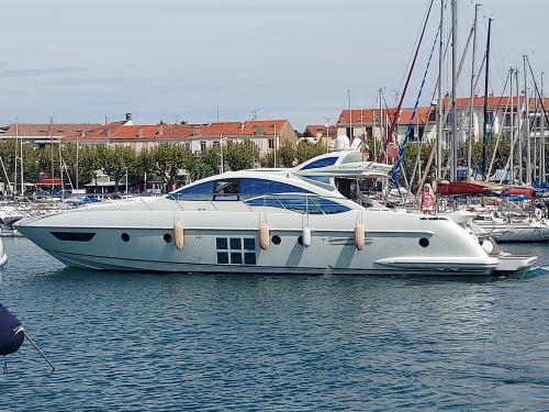 azimut 62 s