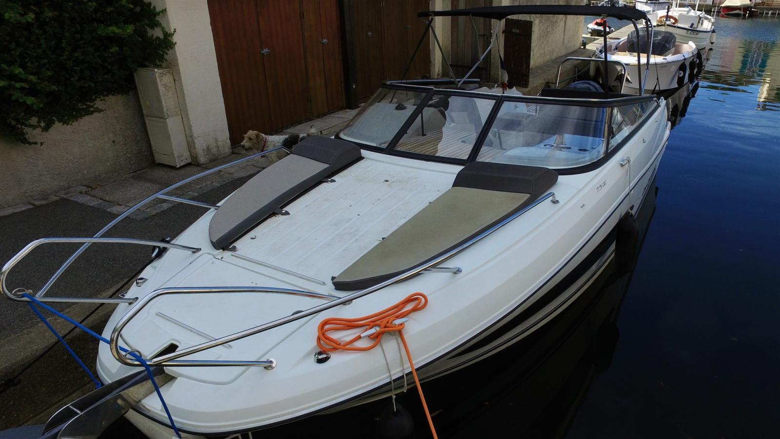 jeanneau Cap camarat 7.5 dc serie 2