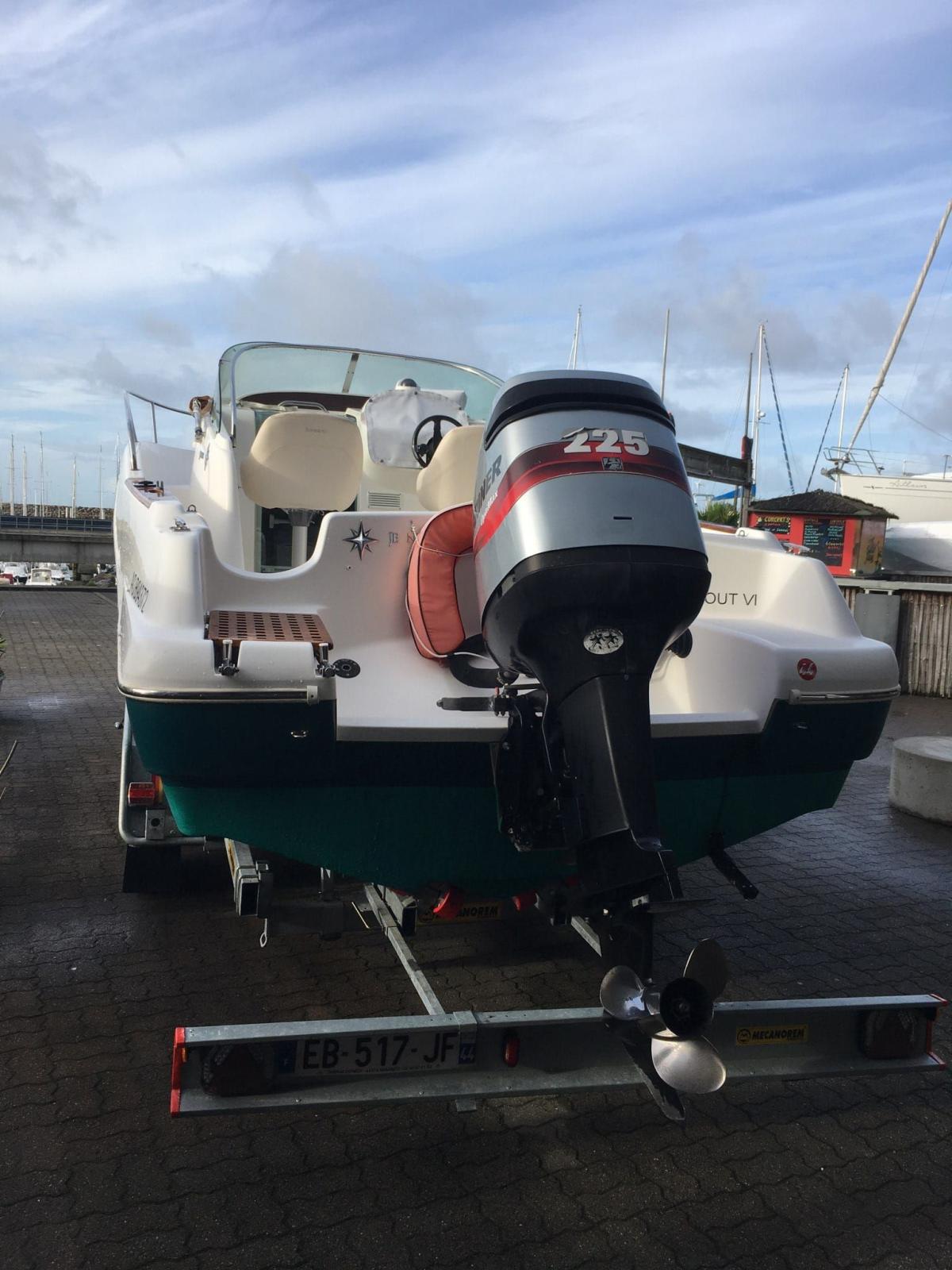 jeanneau Cap camarat 755 wa