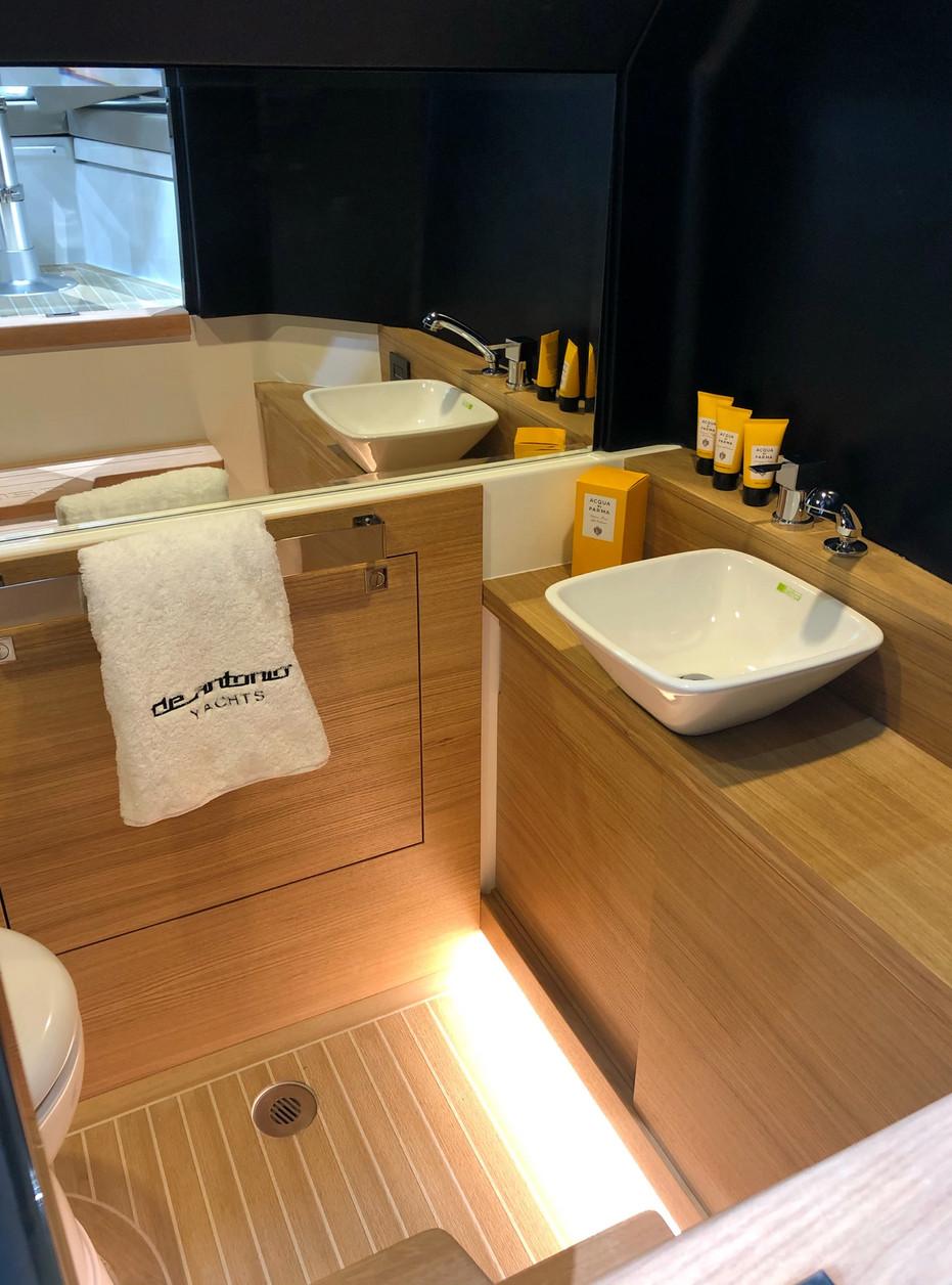 de antonio yachts D28 open